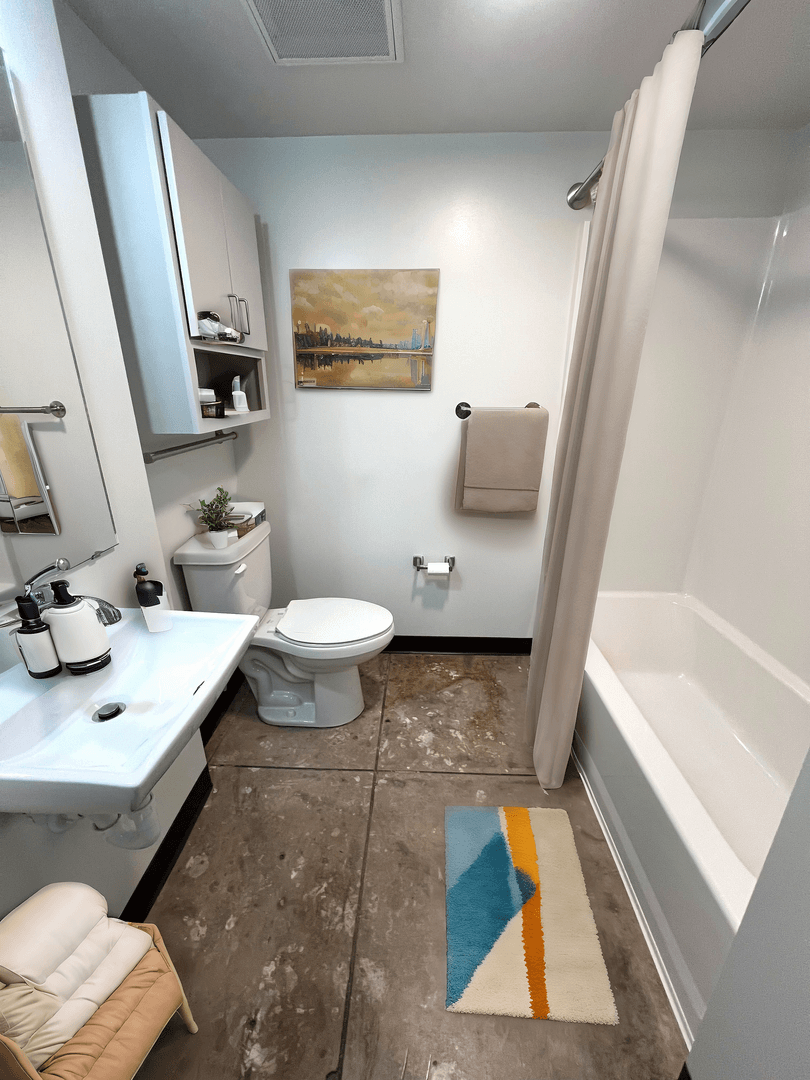 Duluth Apartment: 521 W 2nd Street