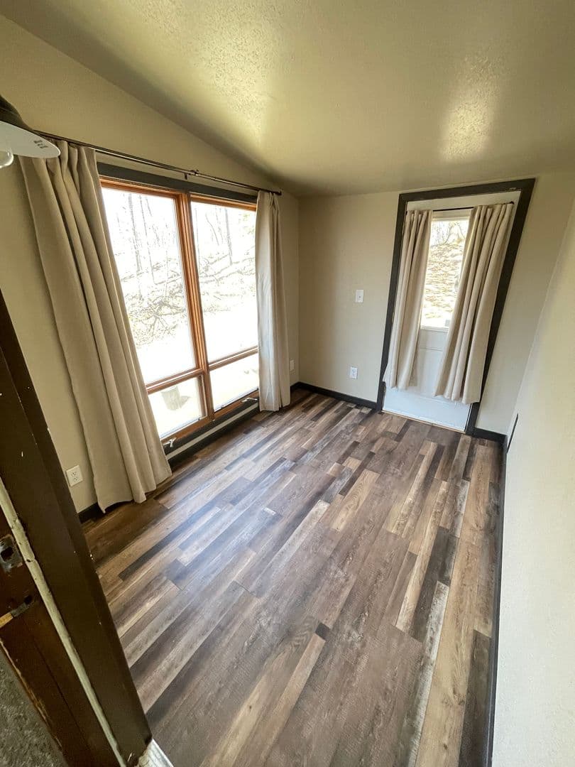 Duluth Apartment: 5886 N Pike Lake Rd