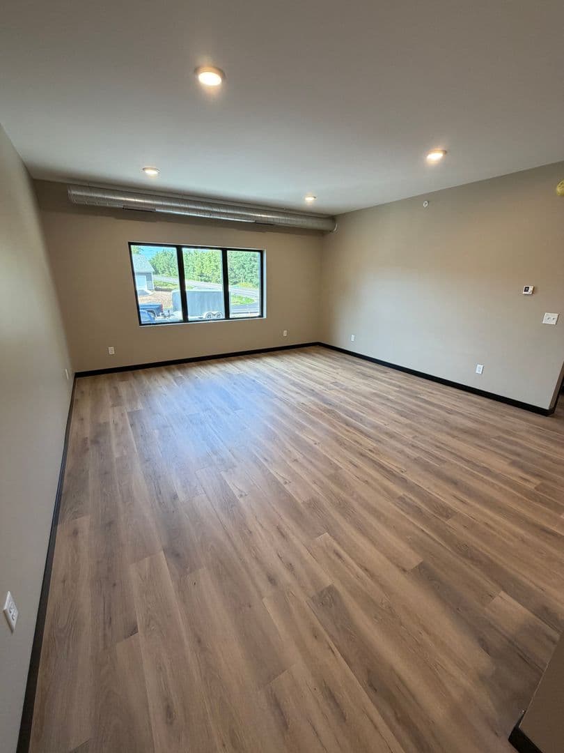 Duluth Apartment: 4898 Stavanger Rd
