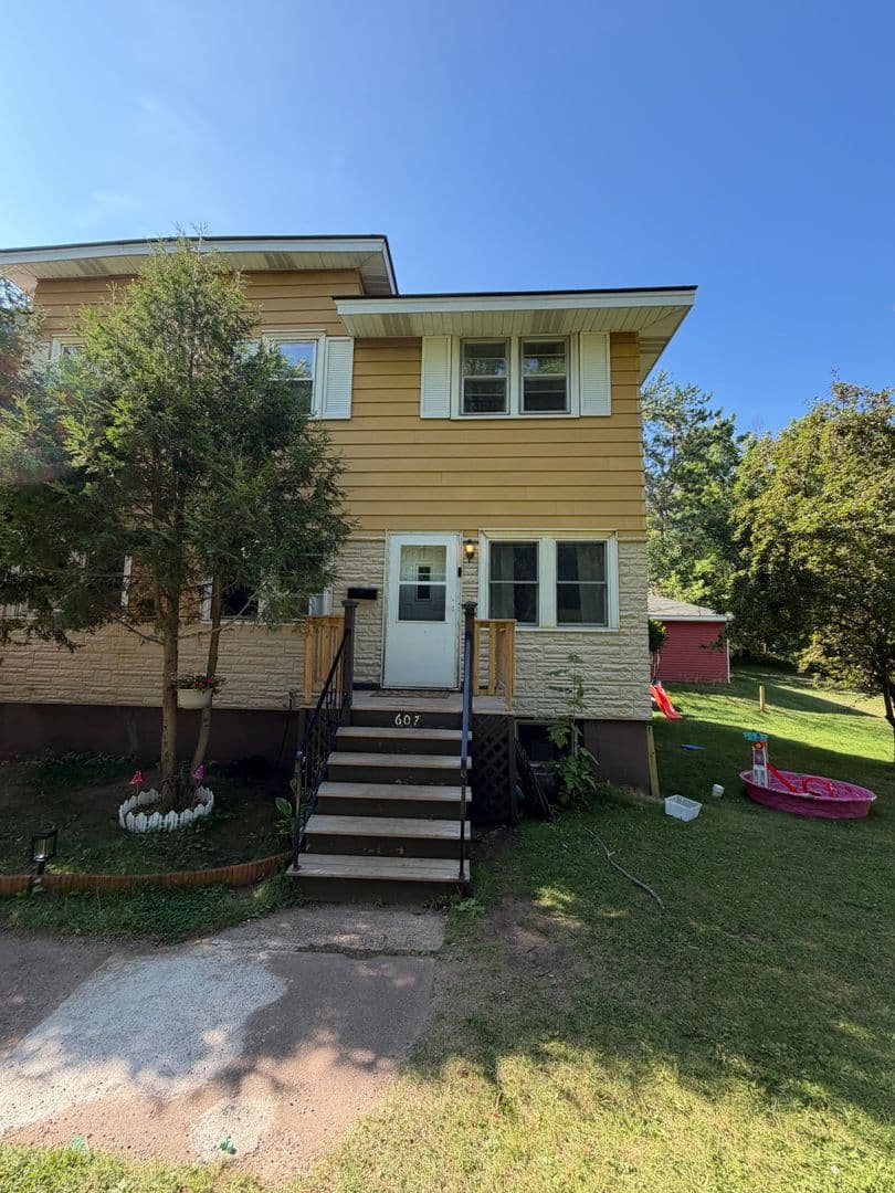 Duluth Apartment: 605 - 607 Leicester Ave