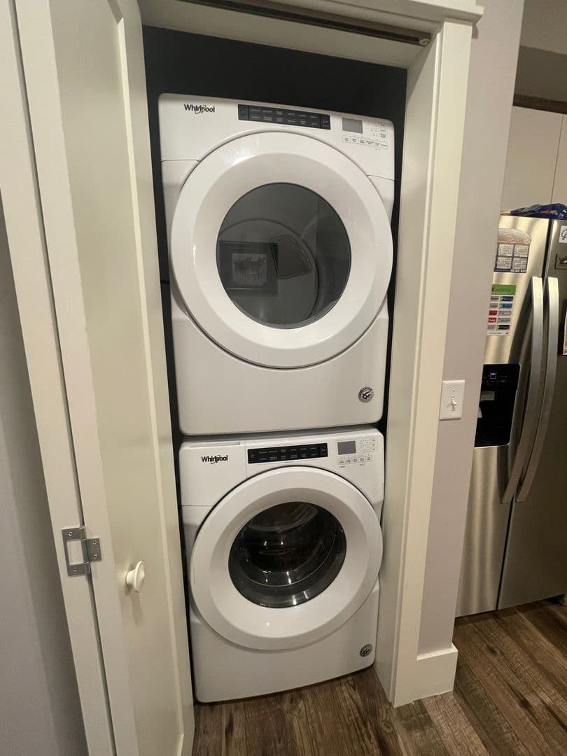 Duluth Apartment: 1509 E Superior Street