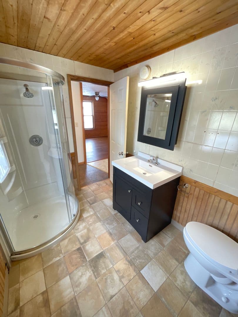 Duluth Apartment: 217 N 25th Ave W
