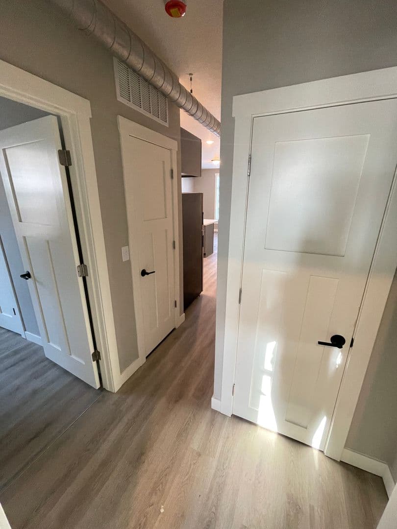 Duluth Apartment: 417-419 N 2nd Ave E