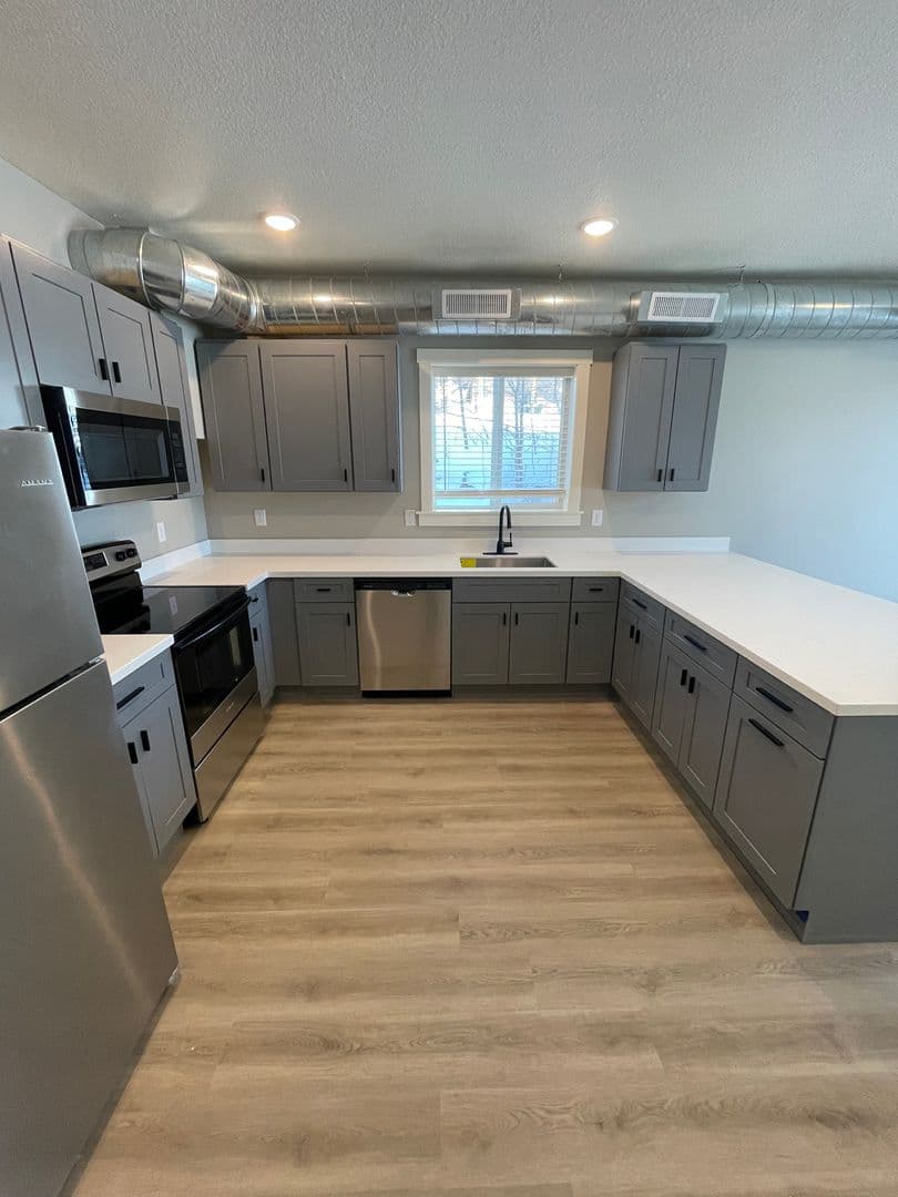 Duluth Apartment: 417-419 N 2nd Ave E