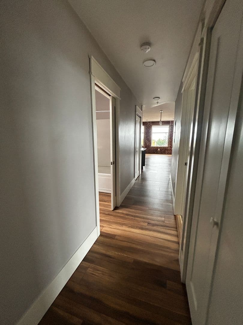 Duluth Apartment: 1509 E Superior Street