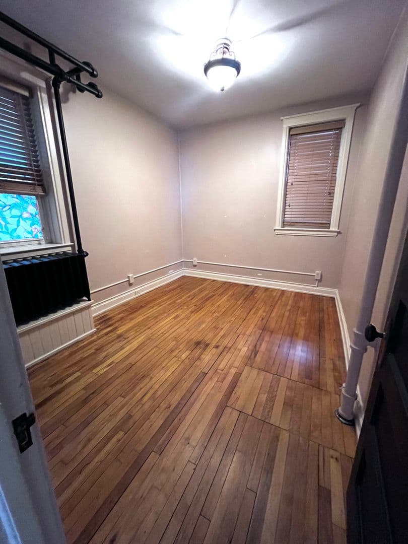 Duluth Apartment: 308 E 5th St