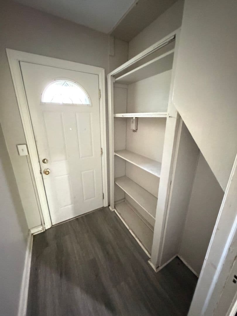 Duluth House: 3151 Vernon St