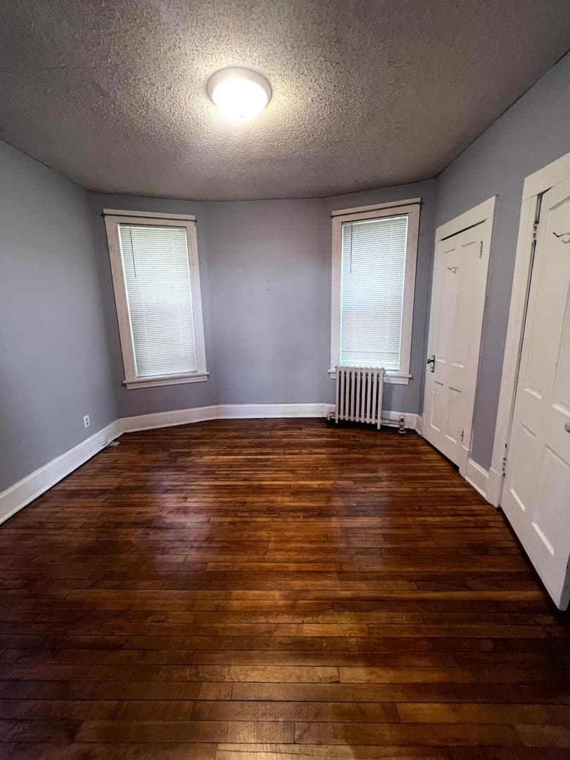 Duluth Apartment: 208 Piedmont Ave