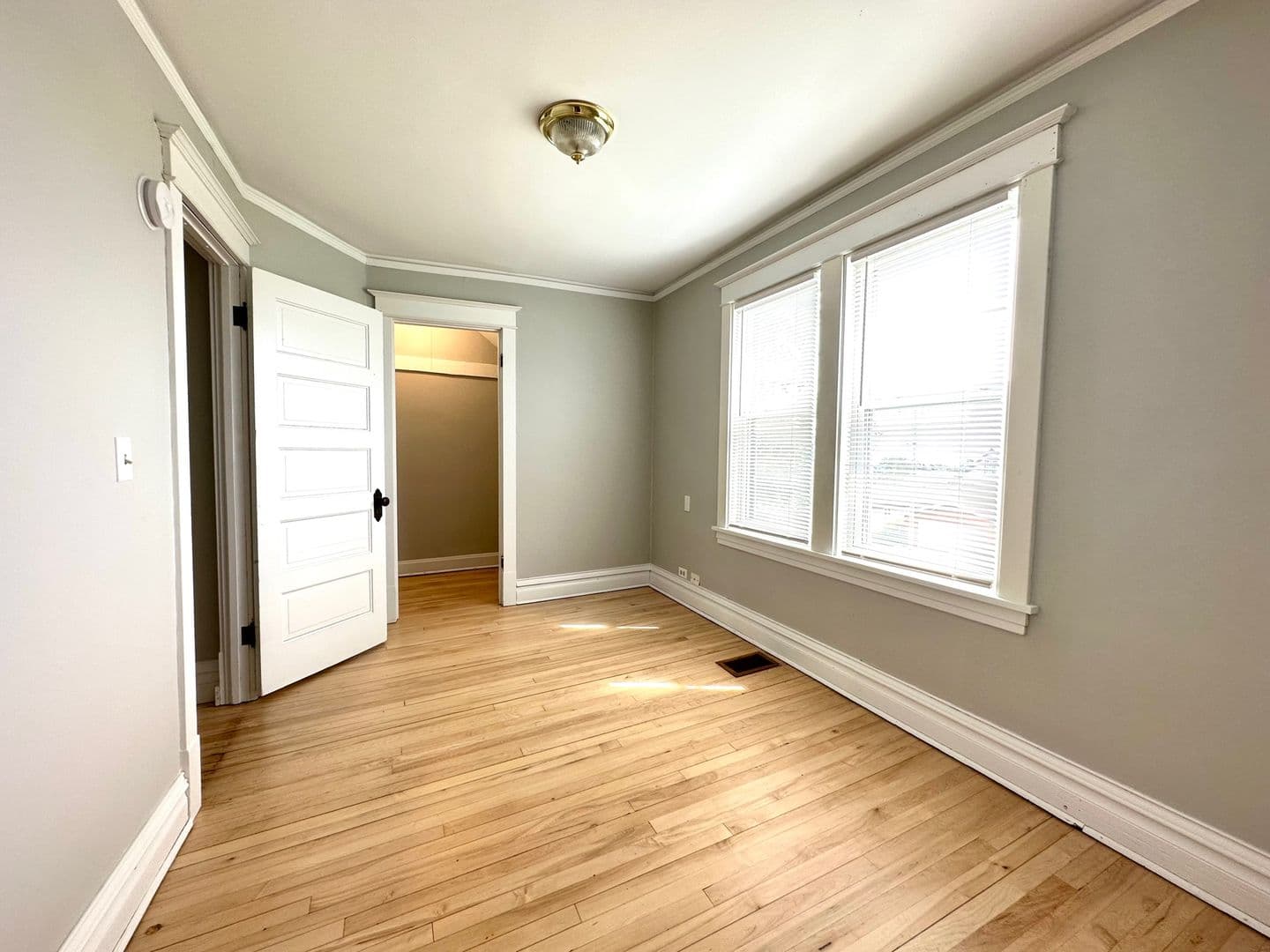 Duluth Apartment: 622 E 8th St