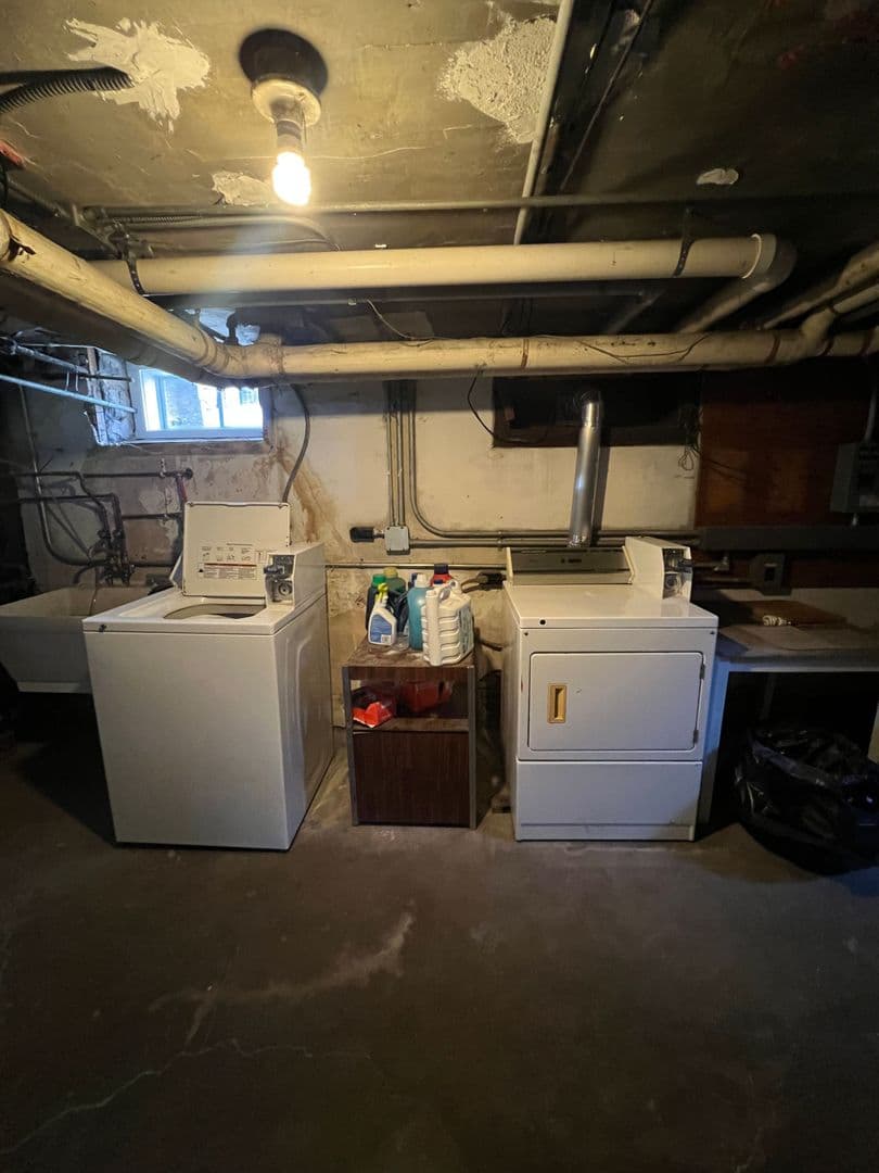 Duluth Apartment: 1531 Jefferson St
