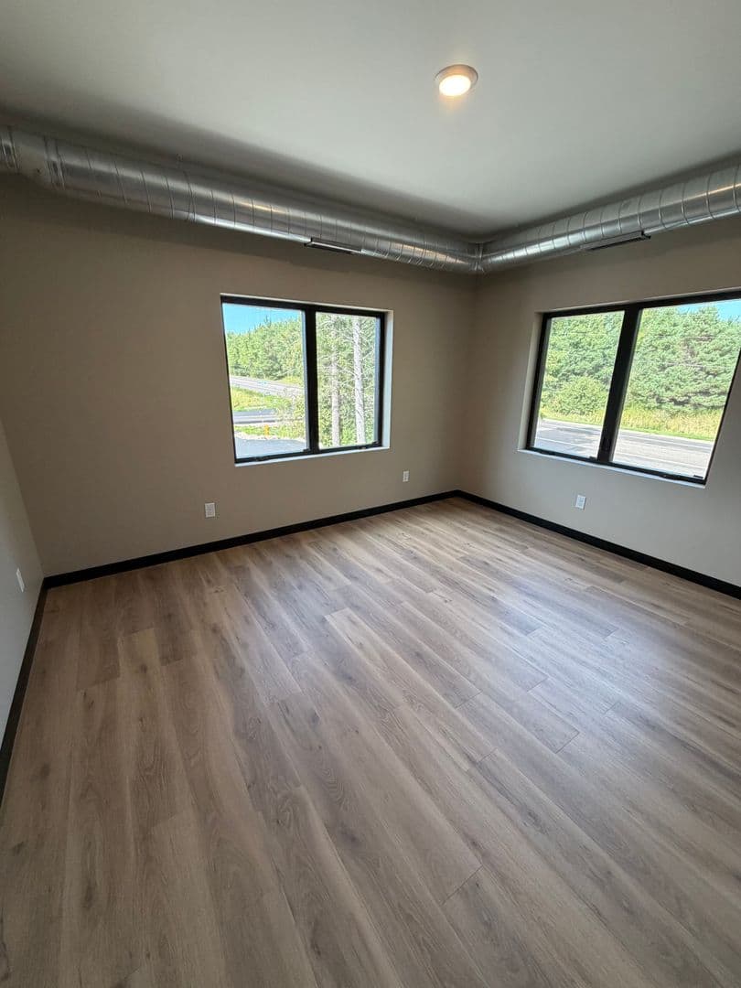 Duluth Apartment: 4898 Stavanger Rd