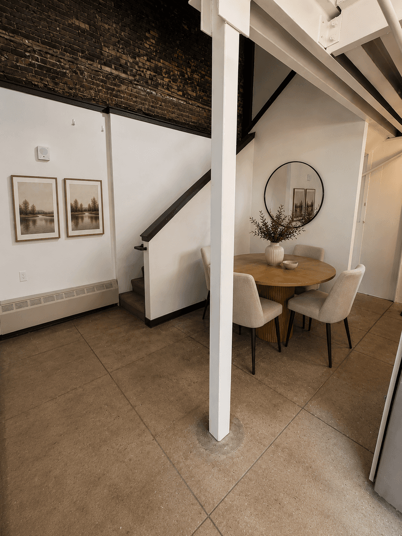 Duluth Apartment: 521 W 2nd Street