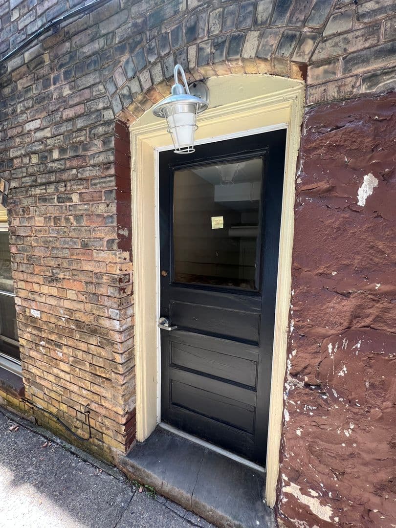 Duluth Apartment: 308 E 5th St