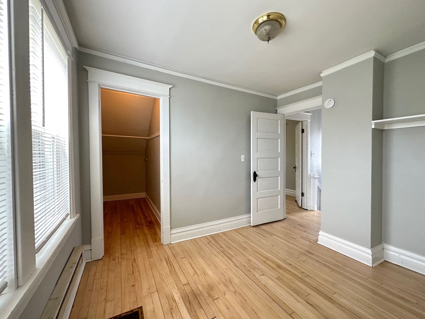 Duluth Apartment: 622 E 8th St