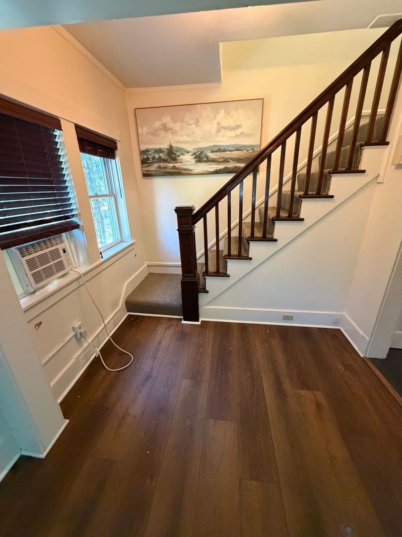 Duluth Apartment: 605 - 607 Leicester Ave