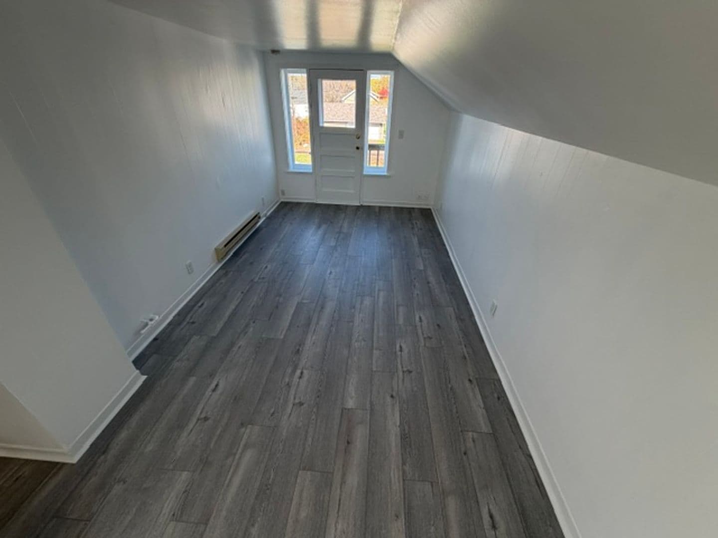 Proctor Apartment: 143 2nd St