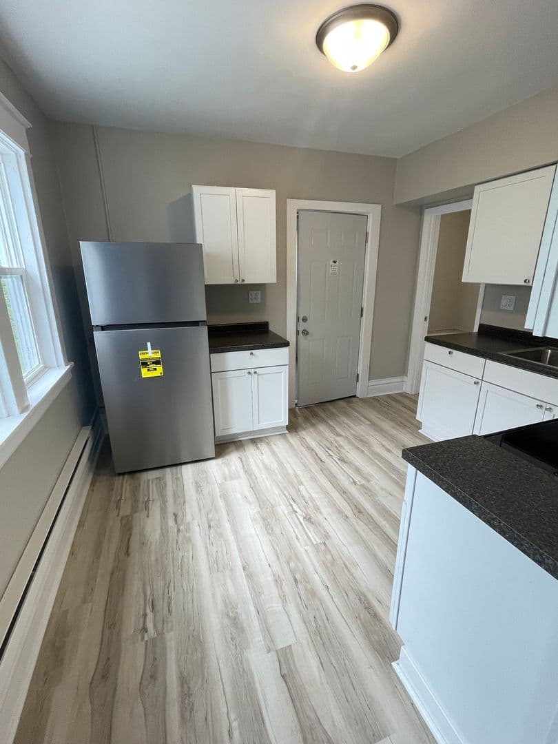 Duluth Apartment: 611 E 6th St