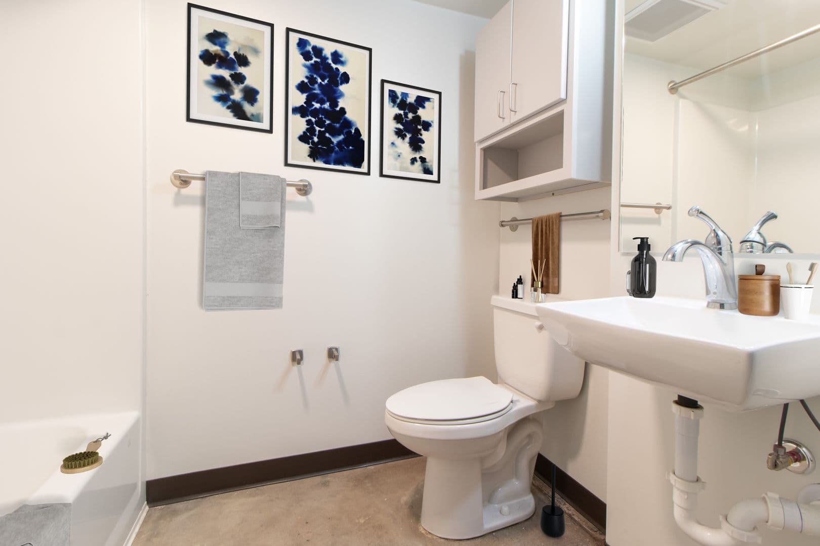 Duluth Apartment: 521 W 2nd Street