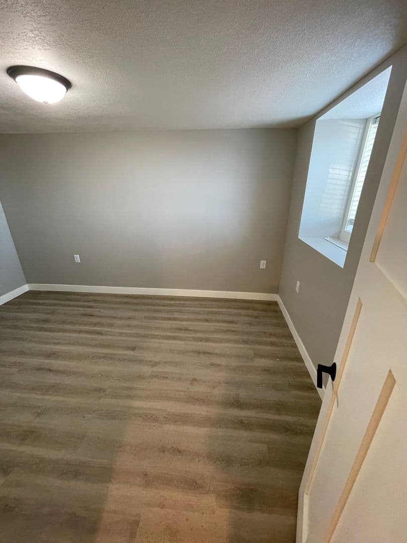 Duluth Apartment: 417-419 N 2nd Ave E