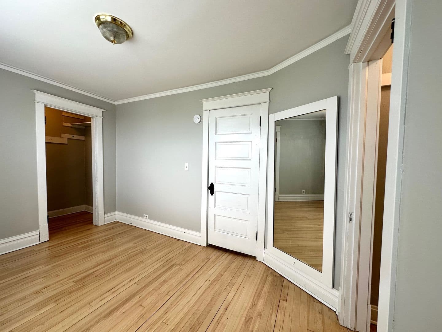 Duluth Apartment: 622 E 8th St