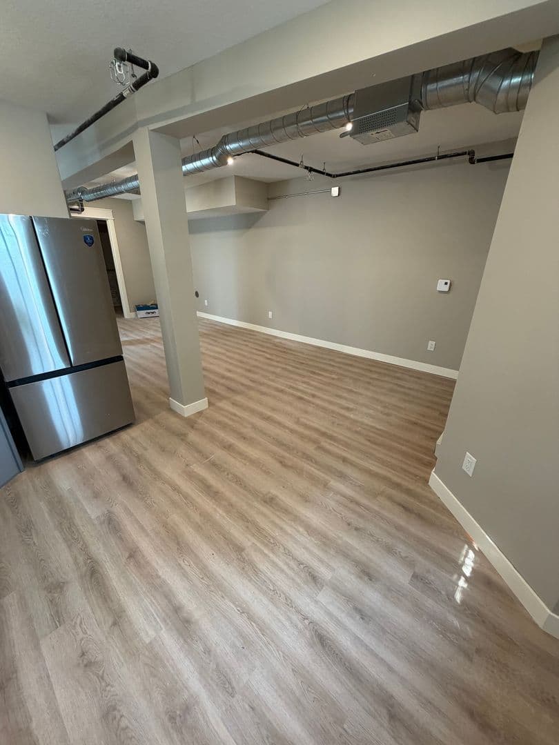Duluth Apartment: 627 E 4th Street