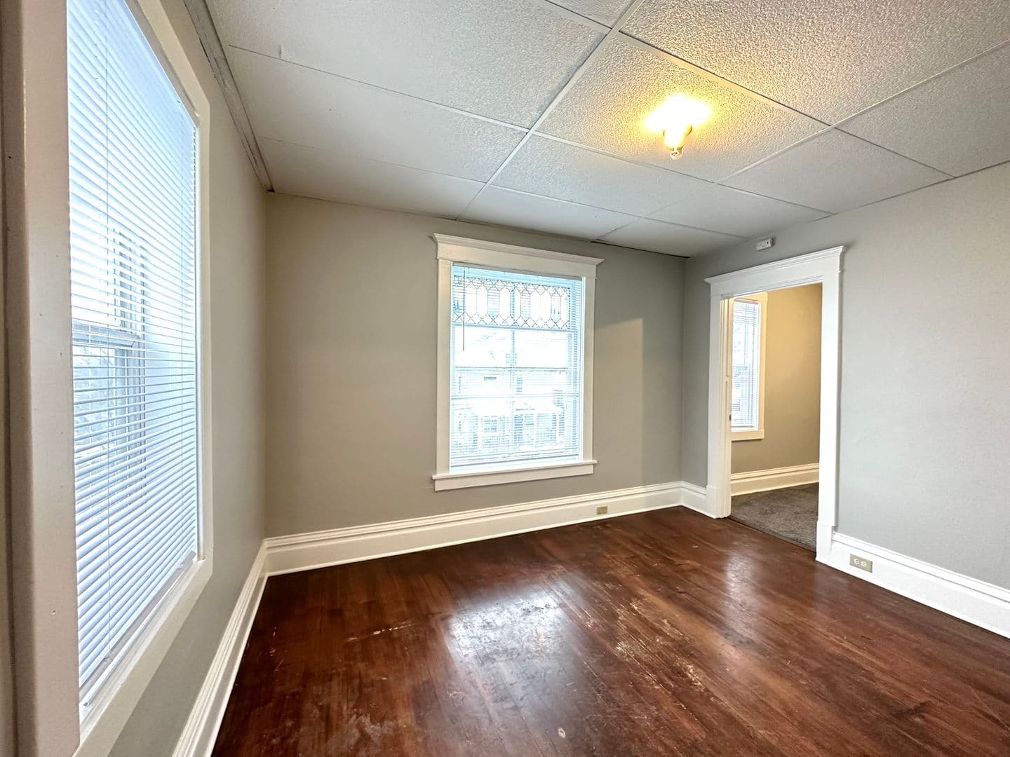 Duluth Apartment: 422 N 27th Ave W