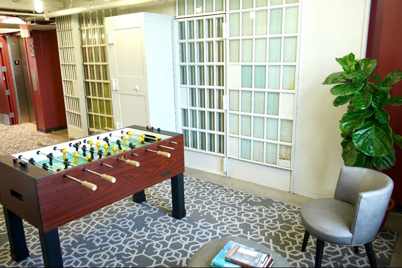 Duluth Apartment: 521 W 2nd Street