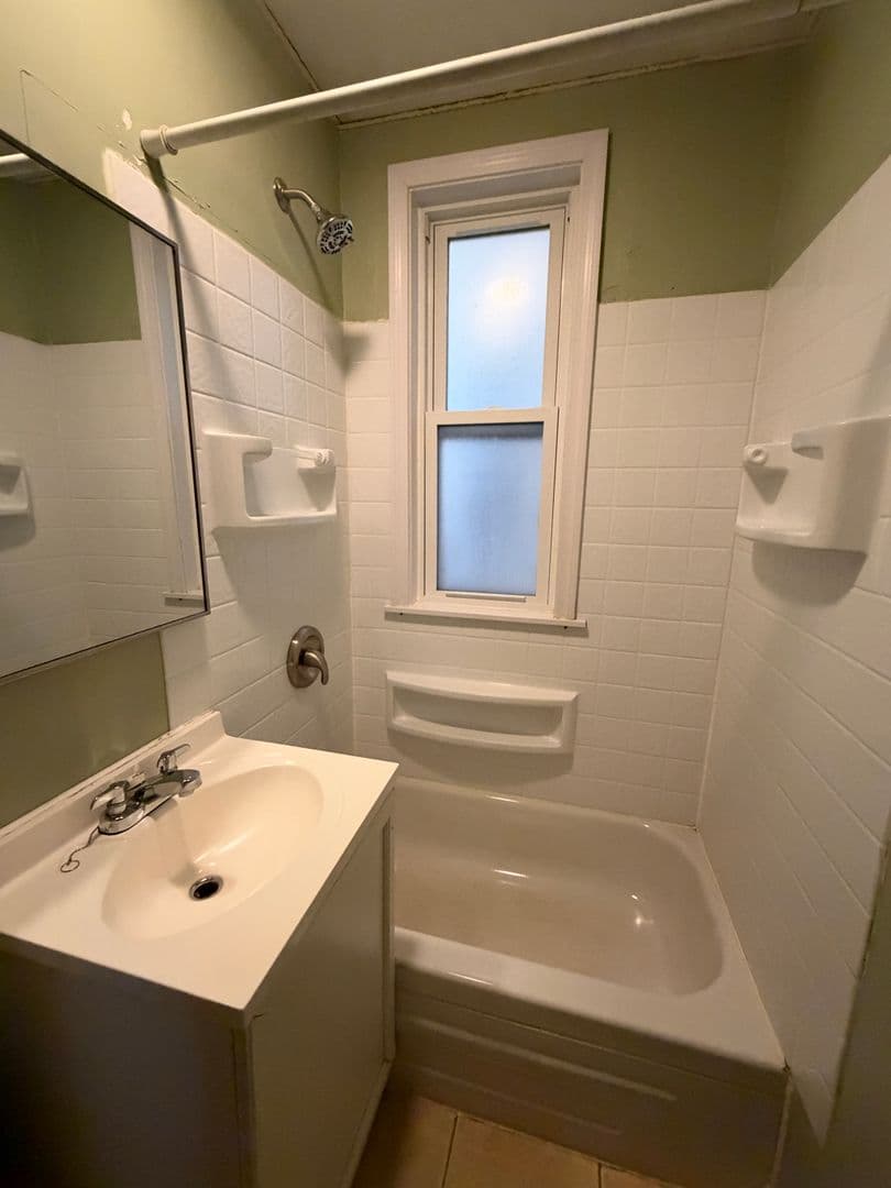 Duluth Apartment: 1201-1205 1/2 E 2nd Street