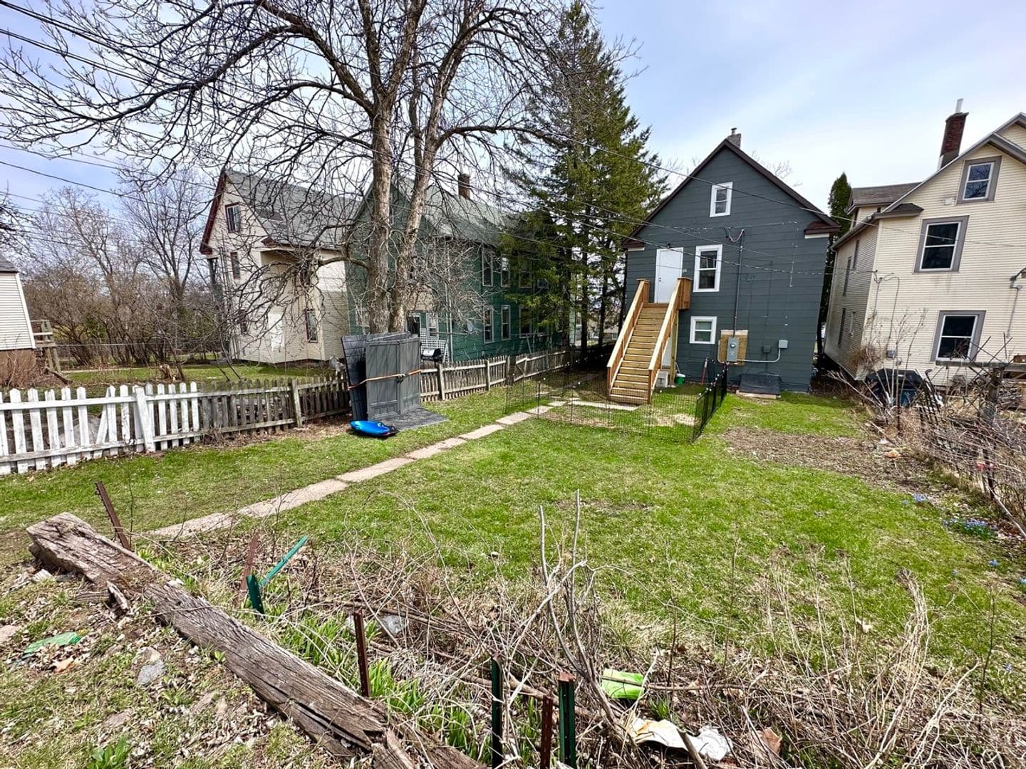Duluth Apartment: 715 E 6th St