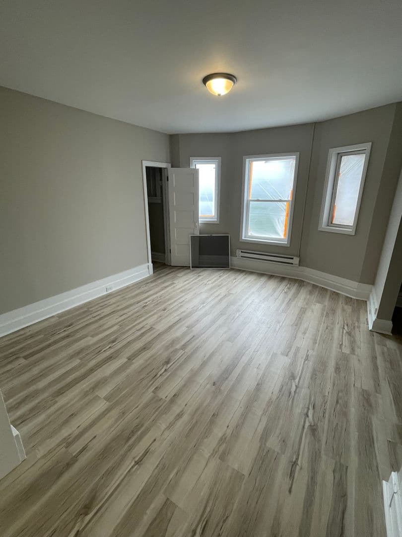 Duluth Apartment: 611 E 6th St