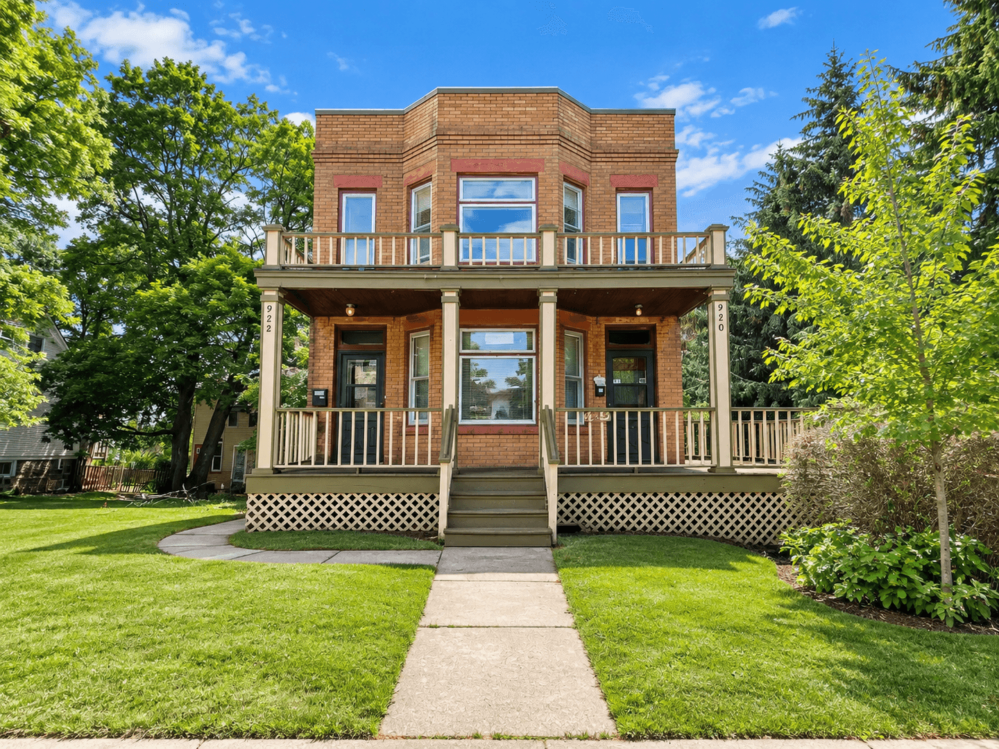 Duluth Apartment: 918 - 922 E 5th St