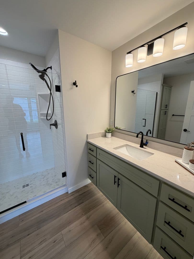 Duluth House: 2104 Cottage Hill