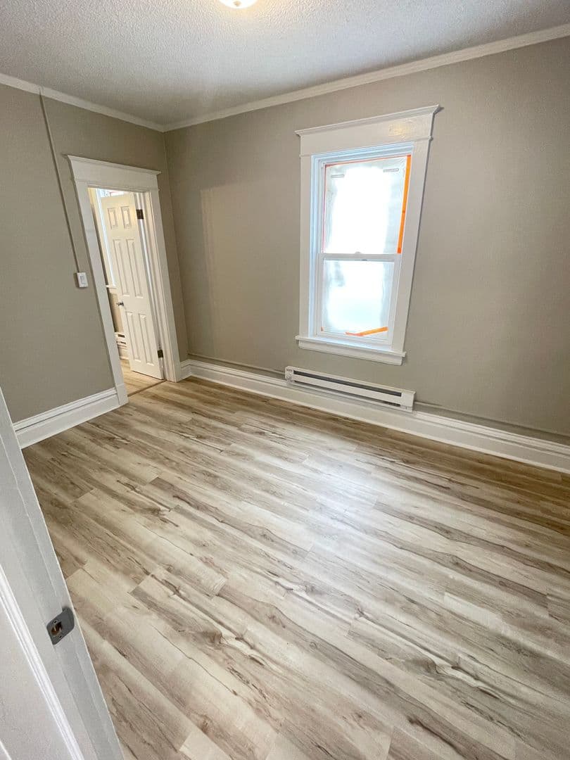 Duluth Apartment: 611 E 6th St