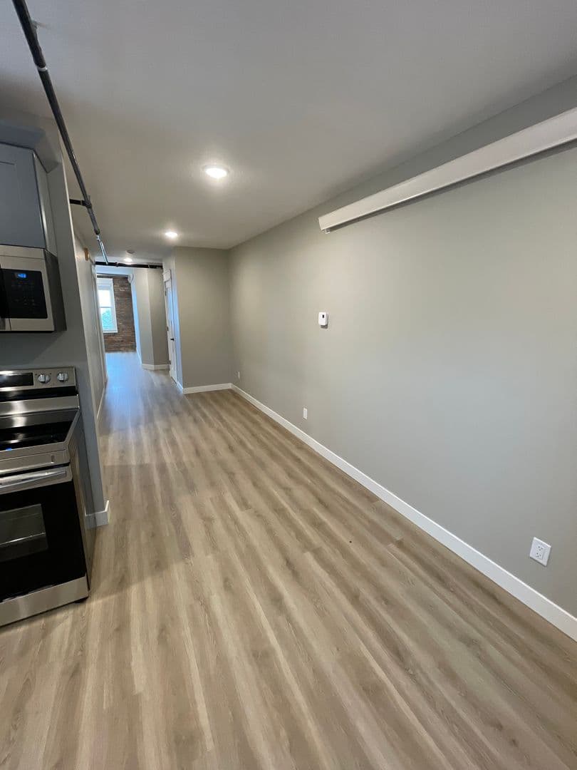 Duluth Apartment: 627 E 4th Street