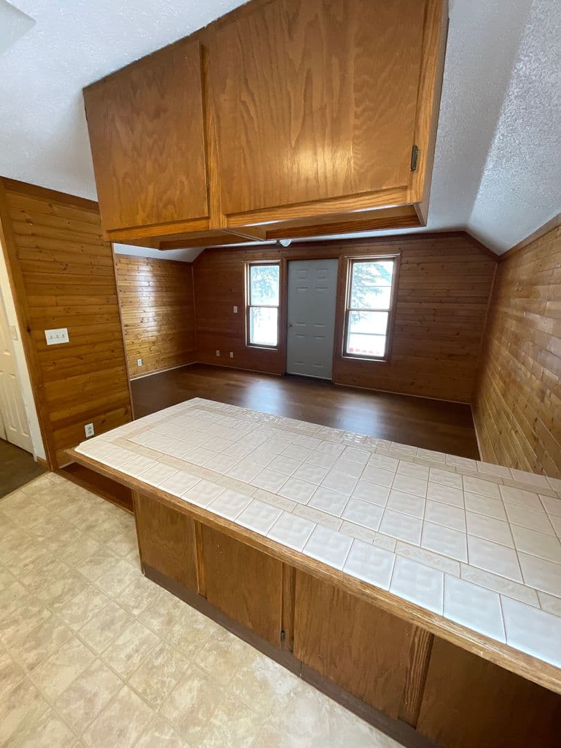Duluth Apartment: 217 N 25th Ave W