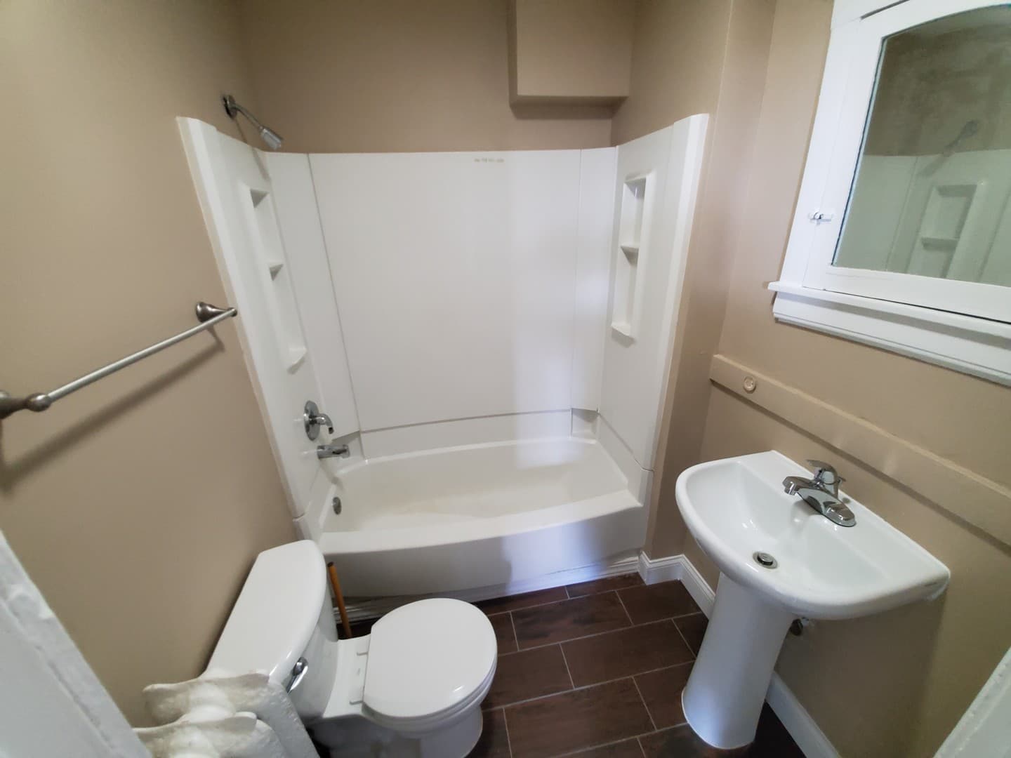 Duluth Apartment: 421 N 1st Ave W