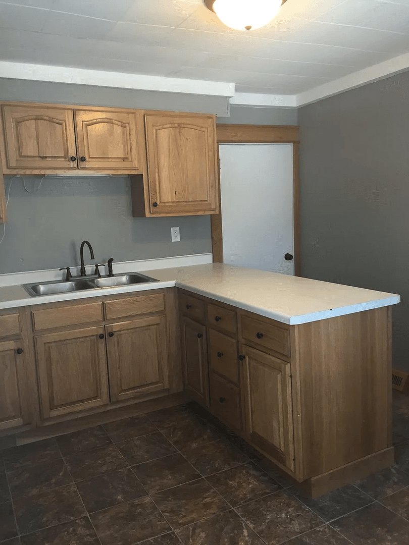 Duluth Apartment: 918 - 922 E 5th St