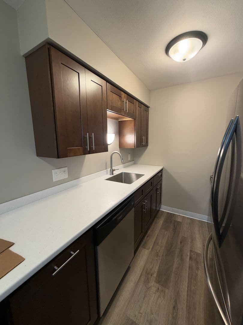 Duluth Apartment: 1807 E 3rd St