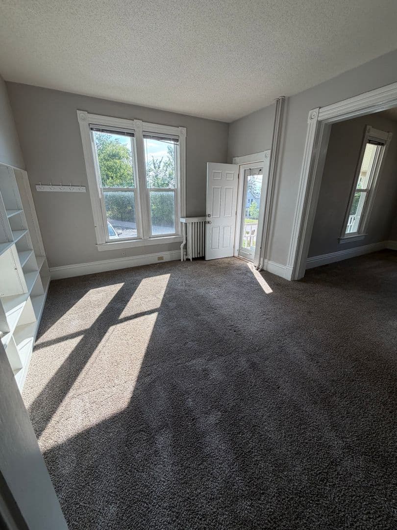 Duluth Apartment: 4729 McCulloch St