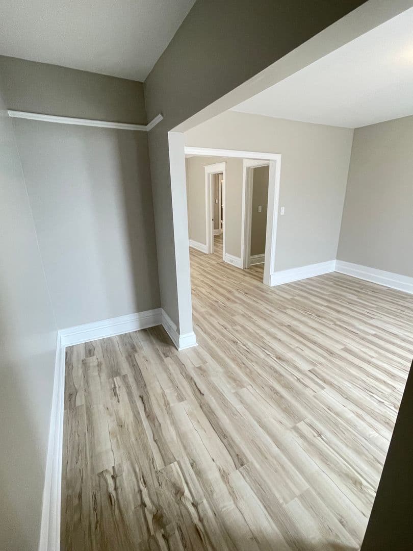 Duluth Apartment: 611 E 6th St