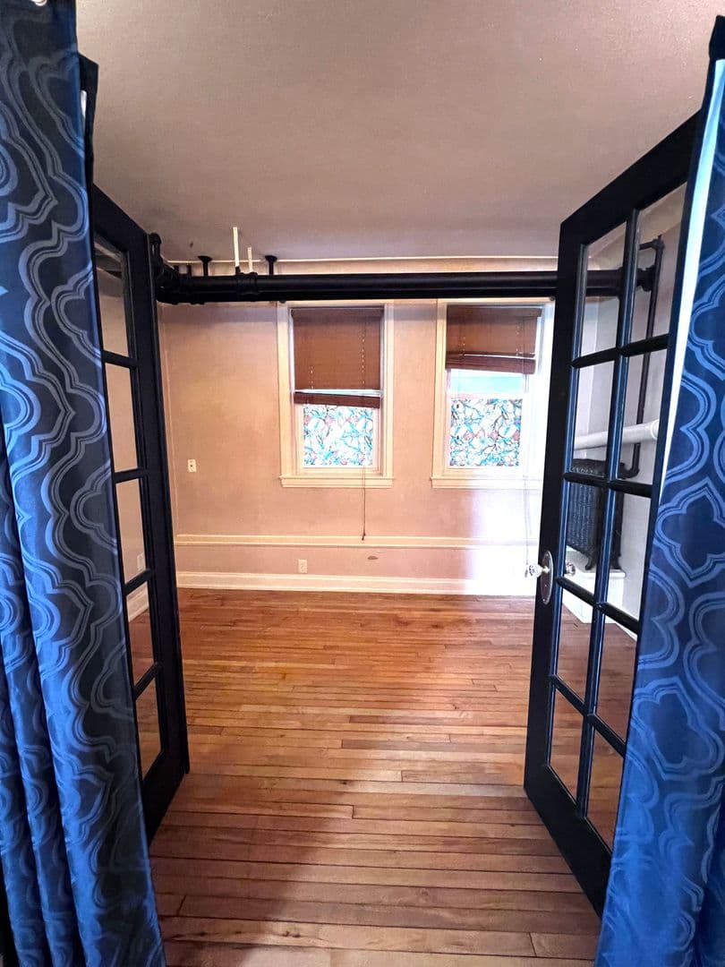 Duluth Apartment: 308 E 5th St