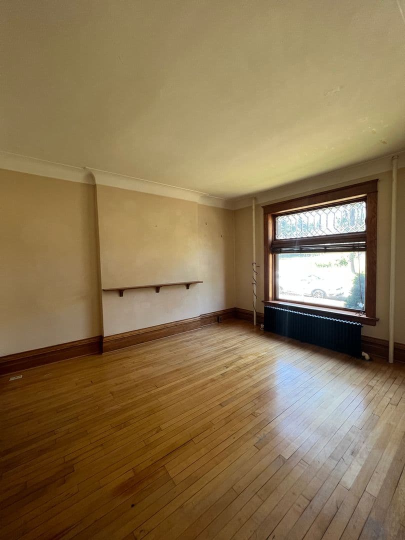Duluth Apartment: 322-324 E 5th St
