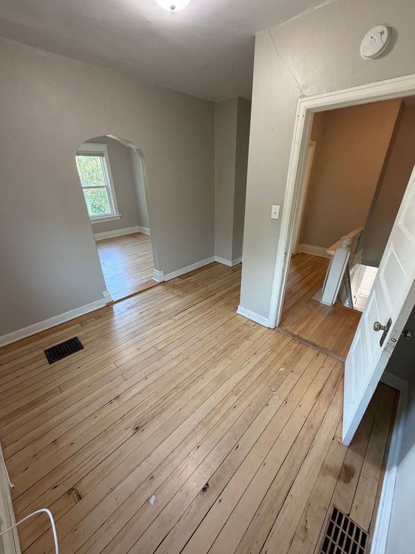 Duluth House: 3151 Vernon St