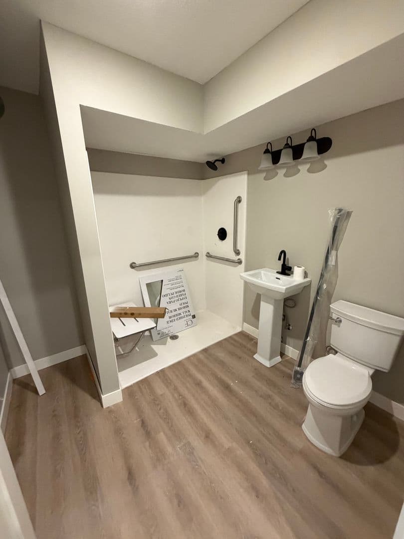 Duluth Apartment: 627 E 4th Street