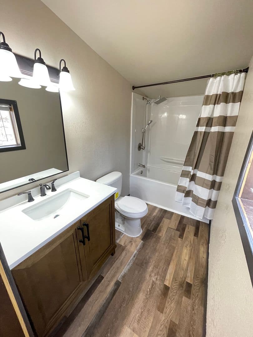 Duluth Apartment: 5886 N Pike Lake Rd