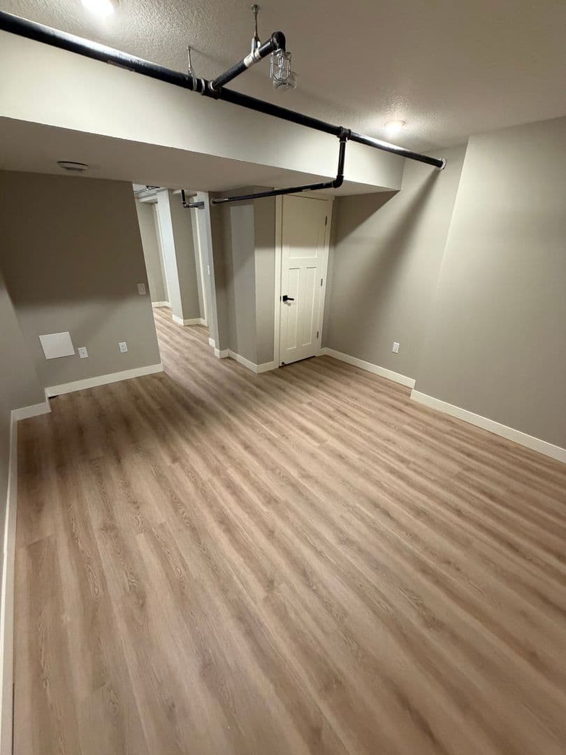 Duluth Apartment: 627 E 4th Street