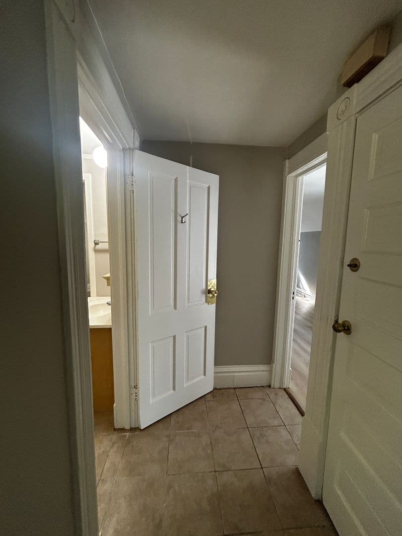 Duluth Apartment: 1206 E 3rd Street