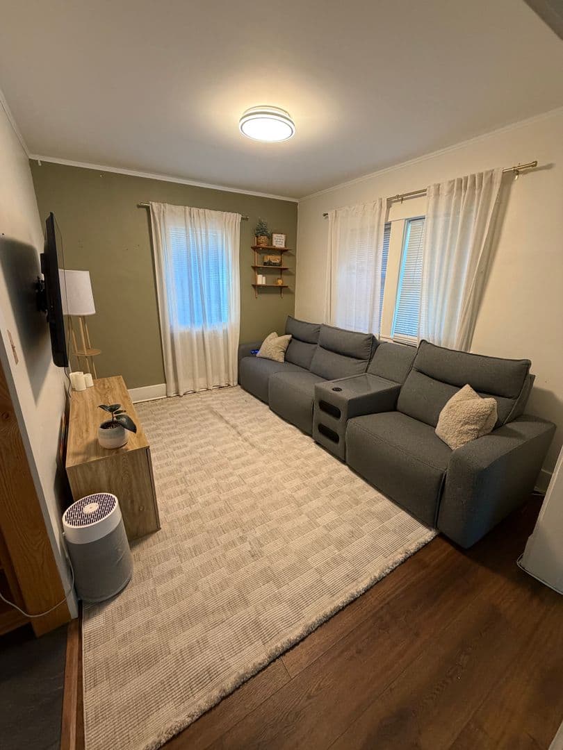 Duluth Apartment: 605 - 607 Leicester Ave