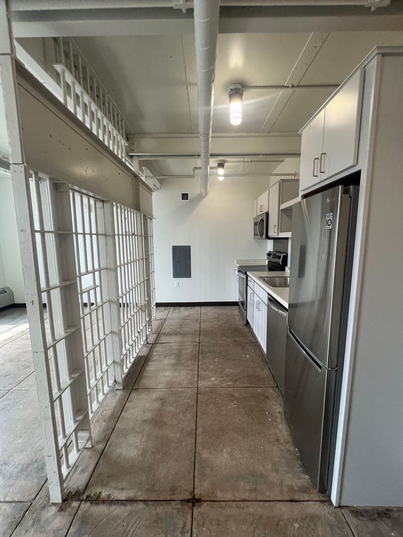 Duluth Apartment: 521 W 2nd Street