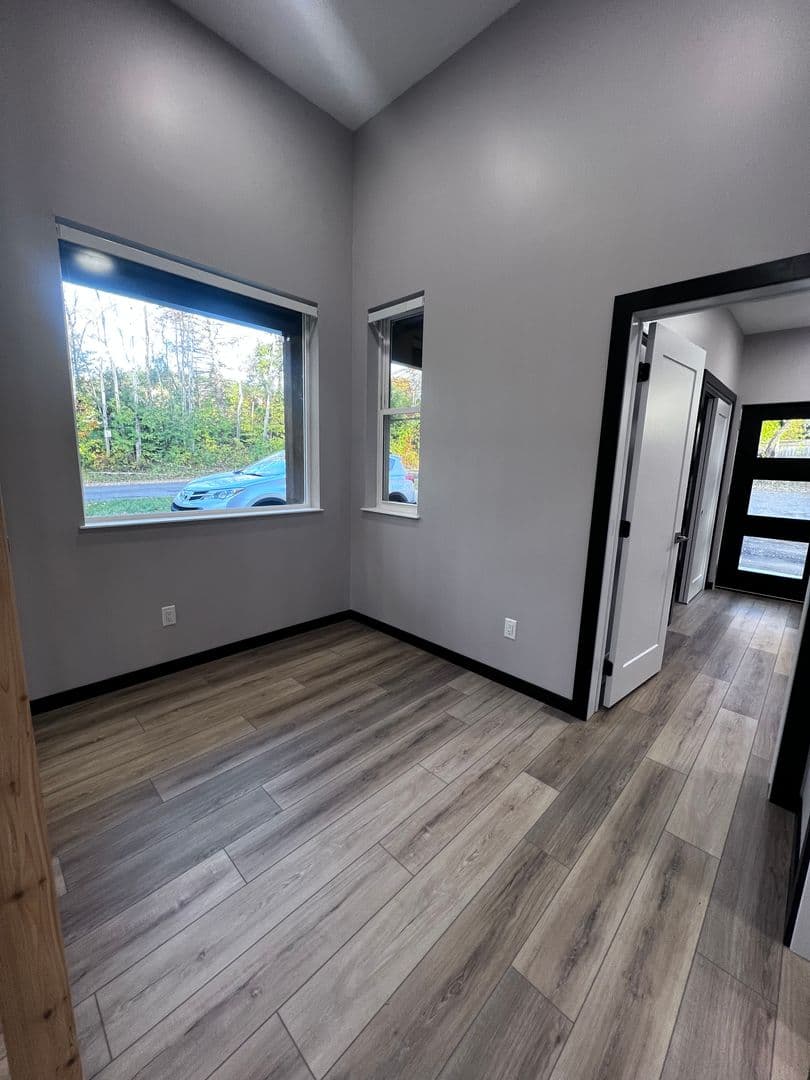 Duluth Apartment: 4005 Robinson Street